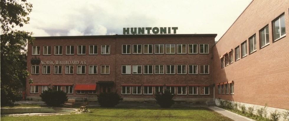 Huntonit